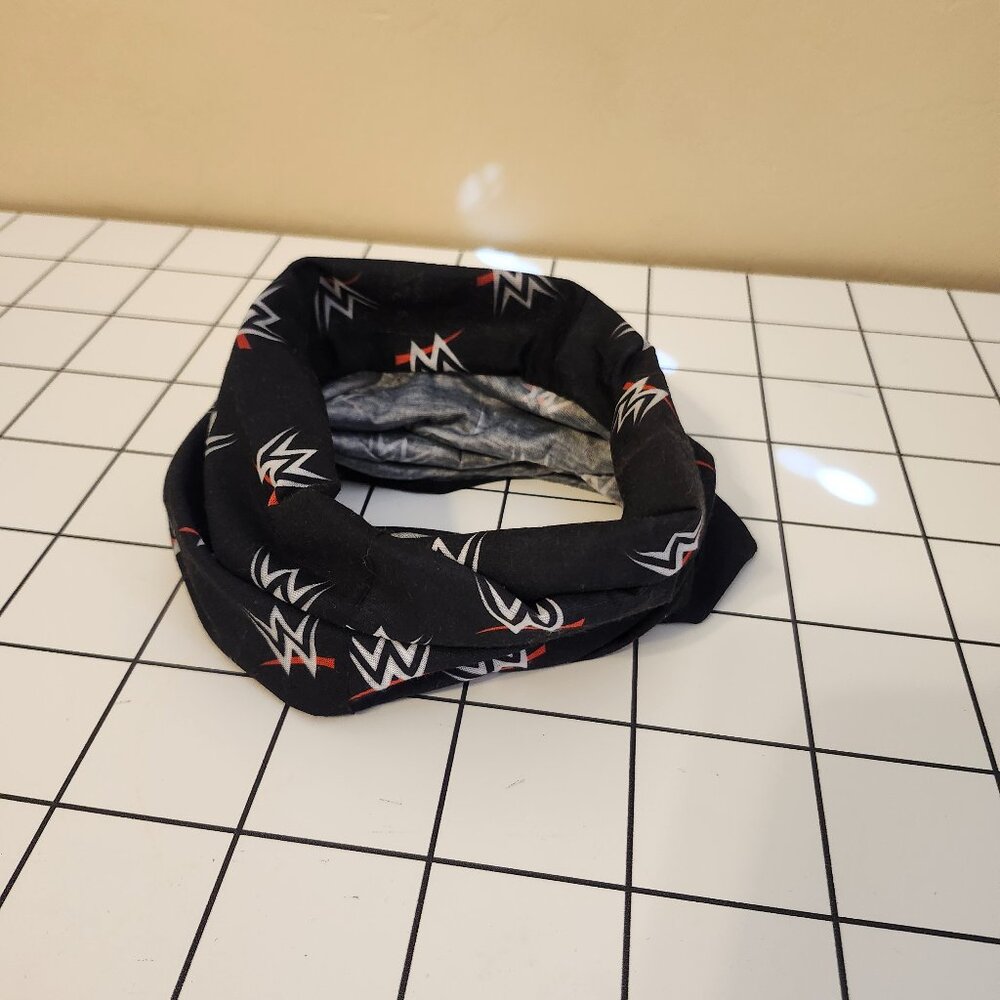 WWE Wrestling Multifunction Gator/Face Mask/Bandana/Buff